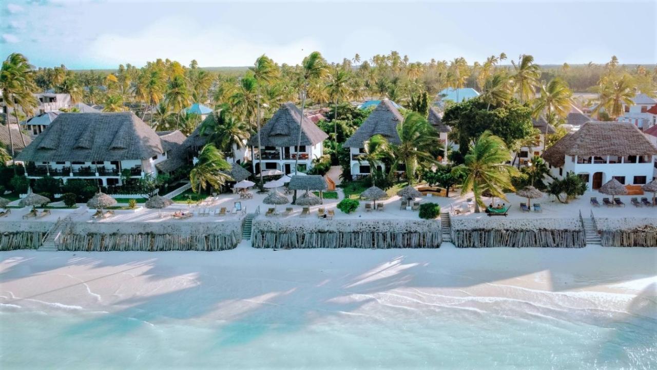 Blue Oyster Hotel Джамбиани Екстериор снимка